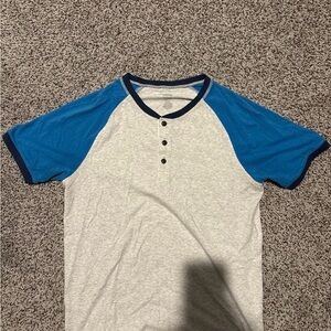 American Eagle Outfitters Blue and Gray Raglan Tee